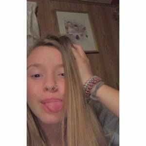 Meet your Posher, Brooke